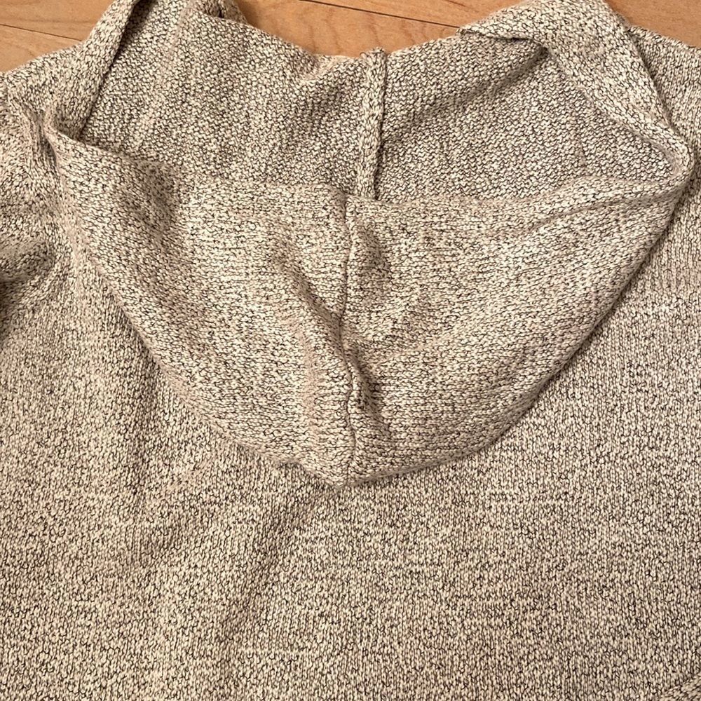 BLUENOTES Marled Gray V-Neck Kangaroo Hooded Sweater - Picture 10 of 12